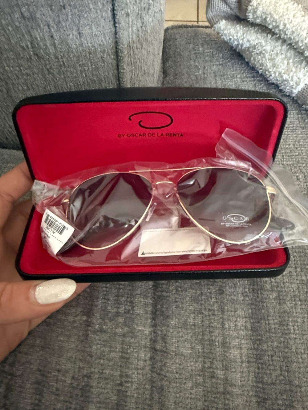 Oscar de la Renta Gold Frame Sunglasses with Brown Lenses